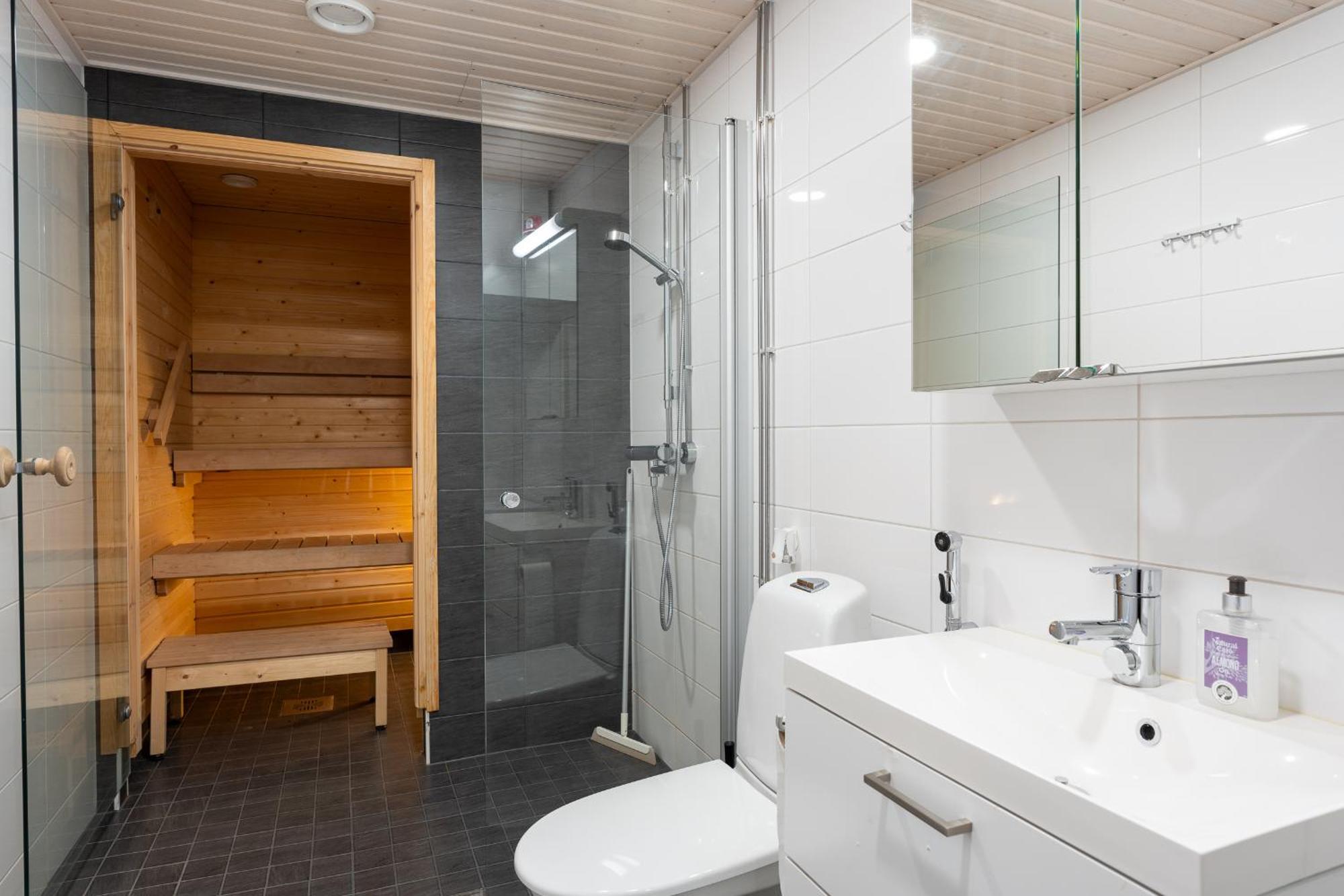 Easy Stay Rooms & Apartments Near Airport Vantaa Exterior photo