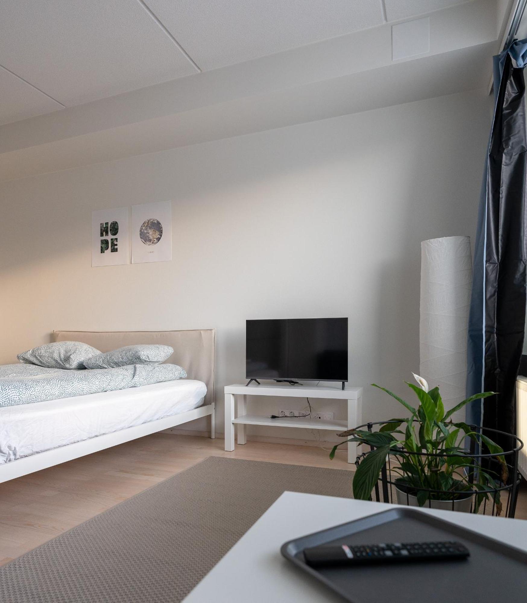 Easy Stay Rooms & Apartments Near Airport Vantaa Exterior photo